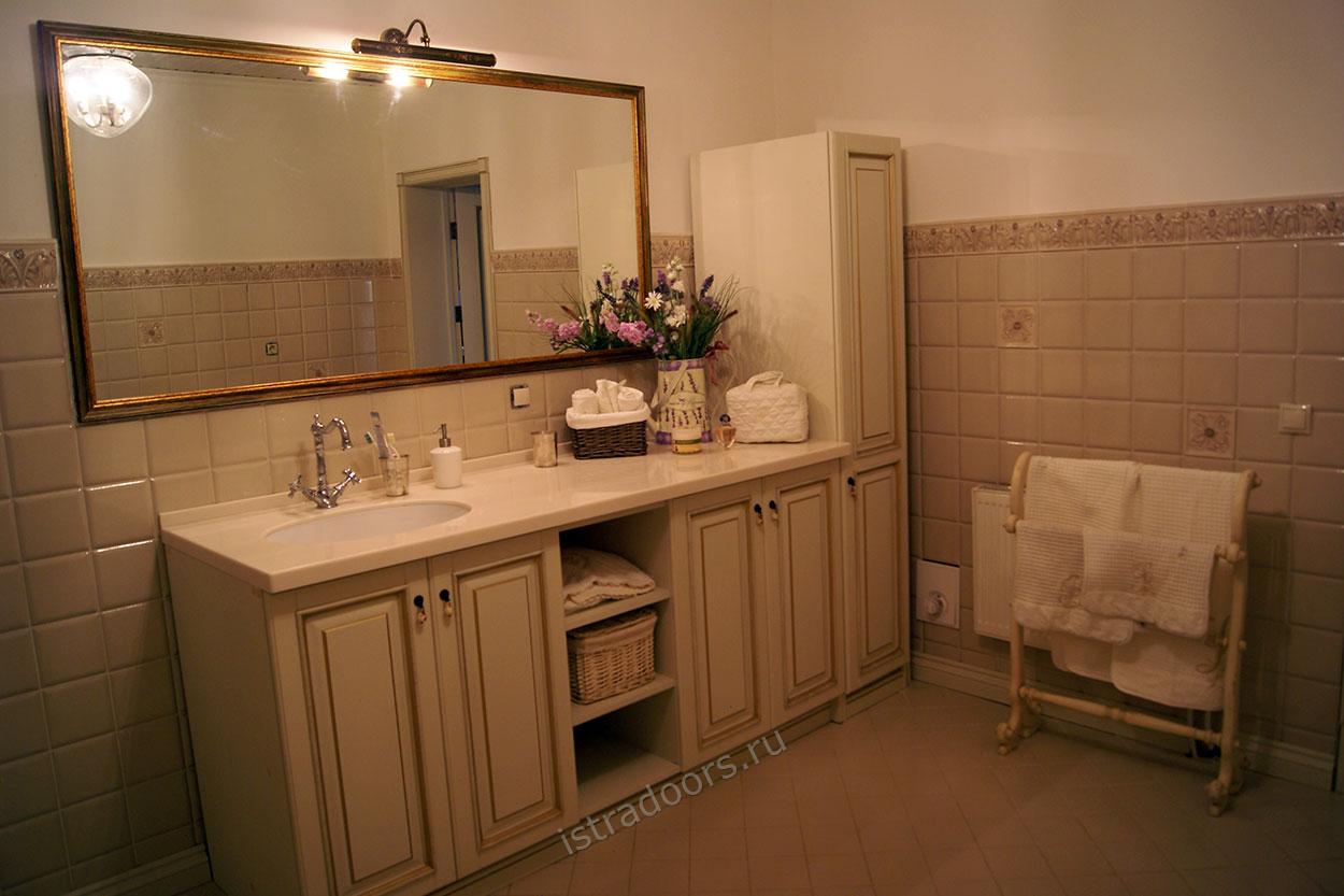 Ванная комната со столешницей из искусственного камня. Мебель на заказ (1)