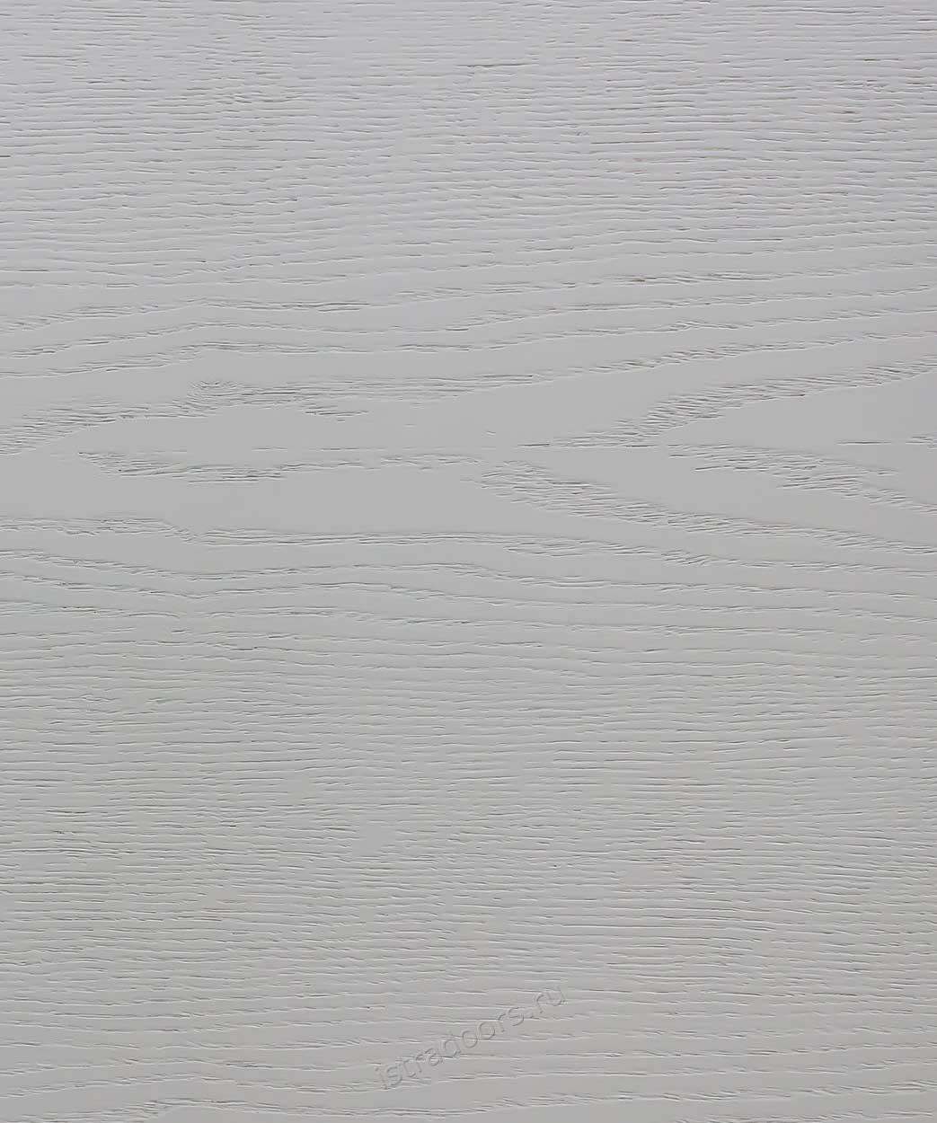 Плоская белая с фактурой дерева .Межкомнатная дверь из массива дуба (2)